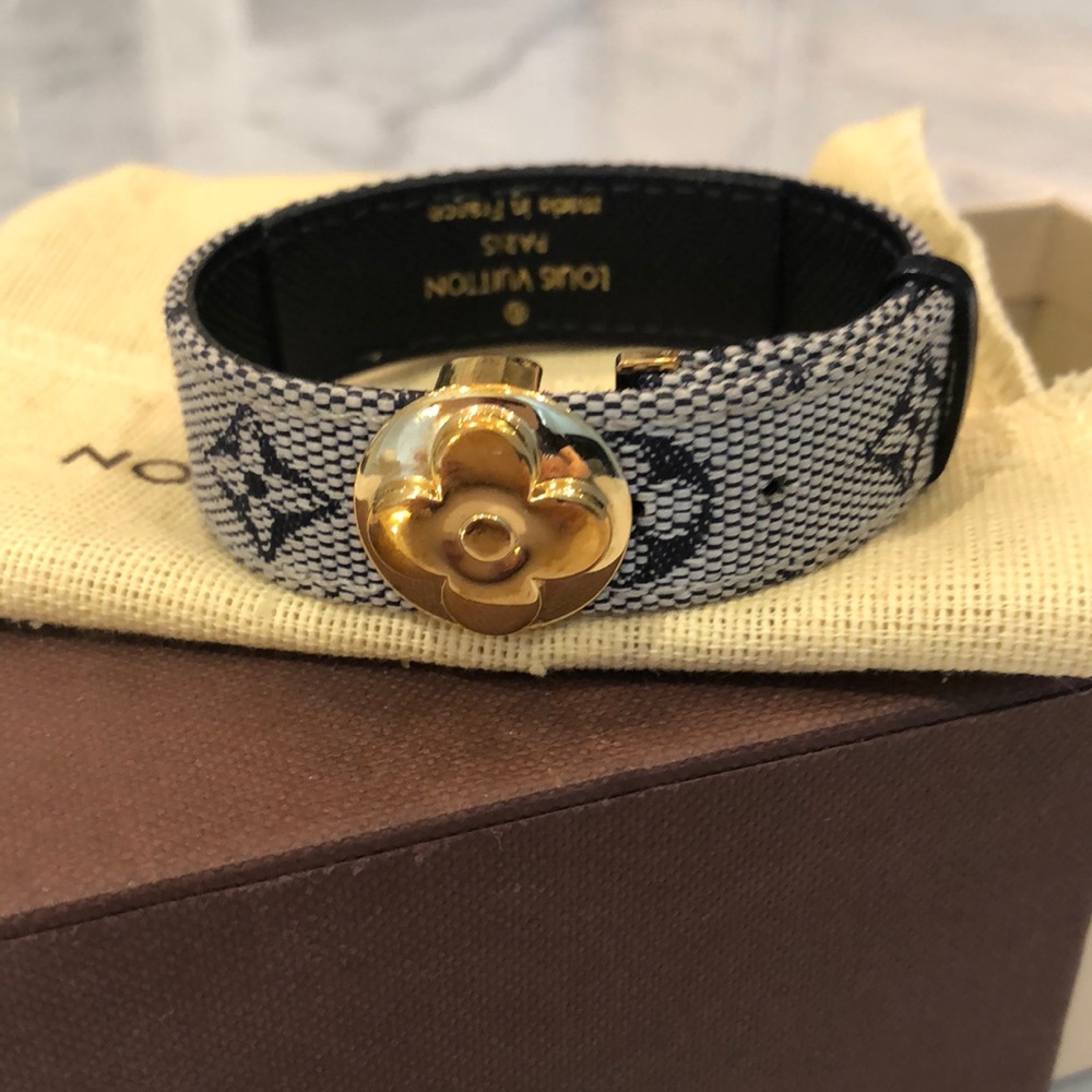 LouisVuitton monogram bracelet